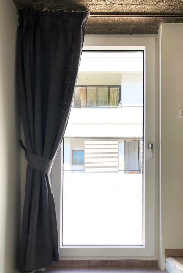 Sunny Micro-Loft Apartment With Outdoor Lounge Bendevís Kültér fotó